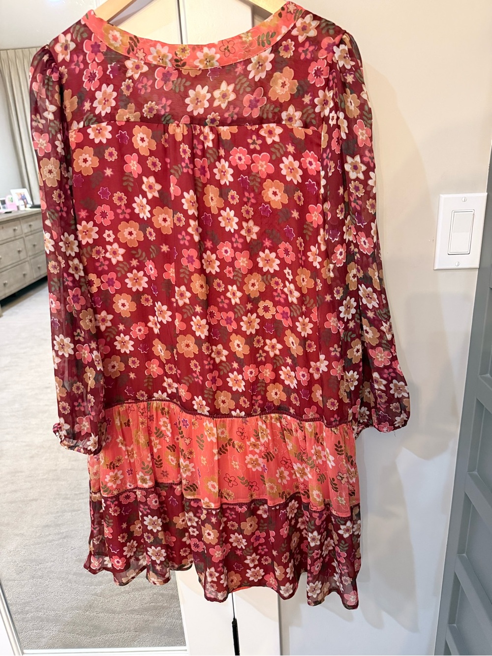 Niza Floral Button-Front Sheer Tiered Dress in Pink & Coral Size XL - Picture 2 of 10